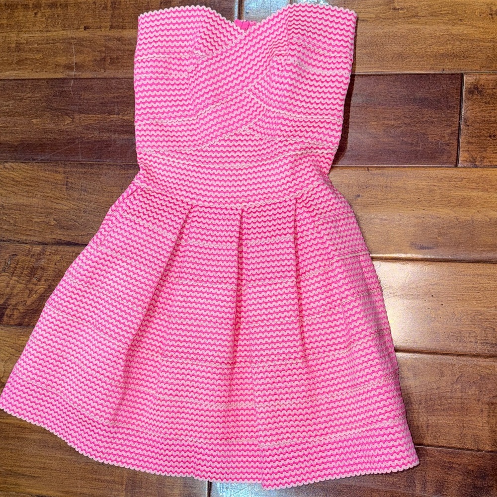 L'ATISTE Pink Strapless Dress